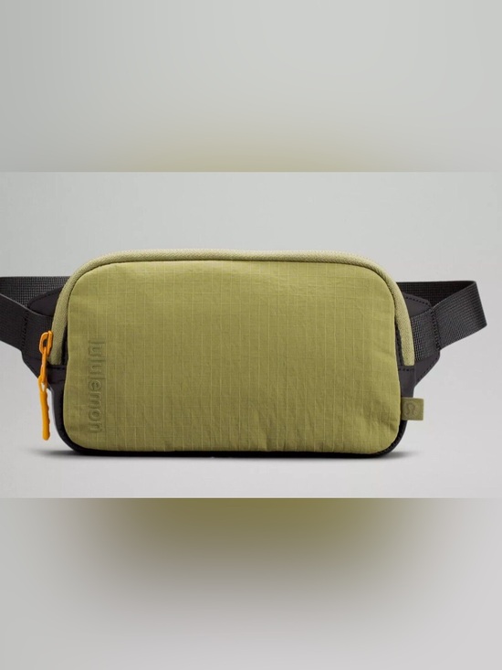 lululemon athletica Other - Lululemon Athletica Olive Green and Black Belt Bag, NWOT